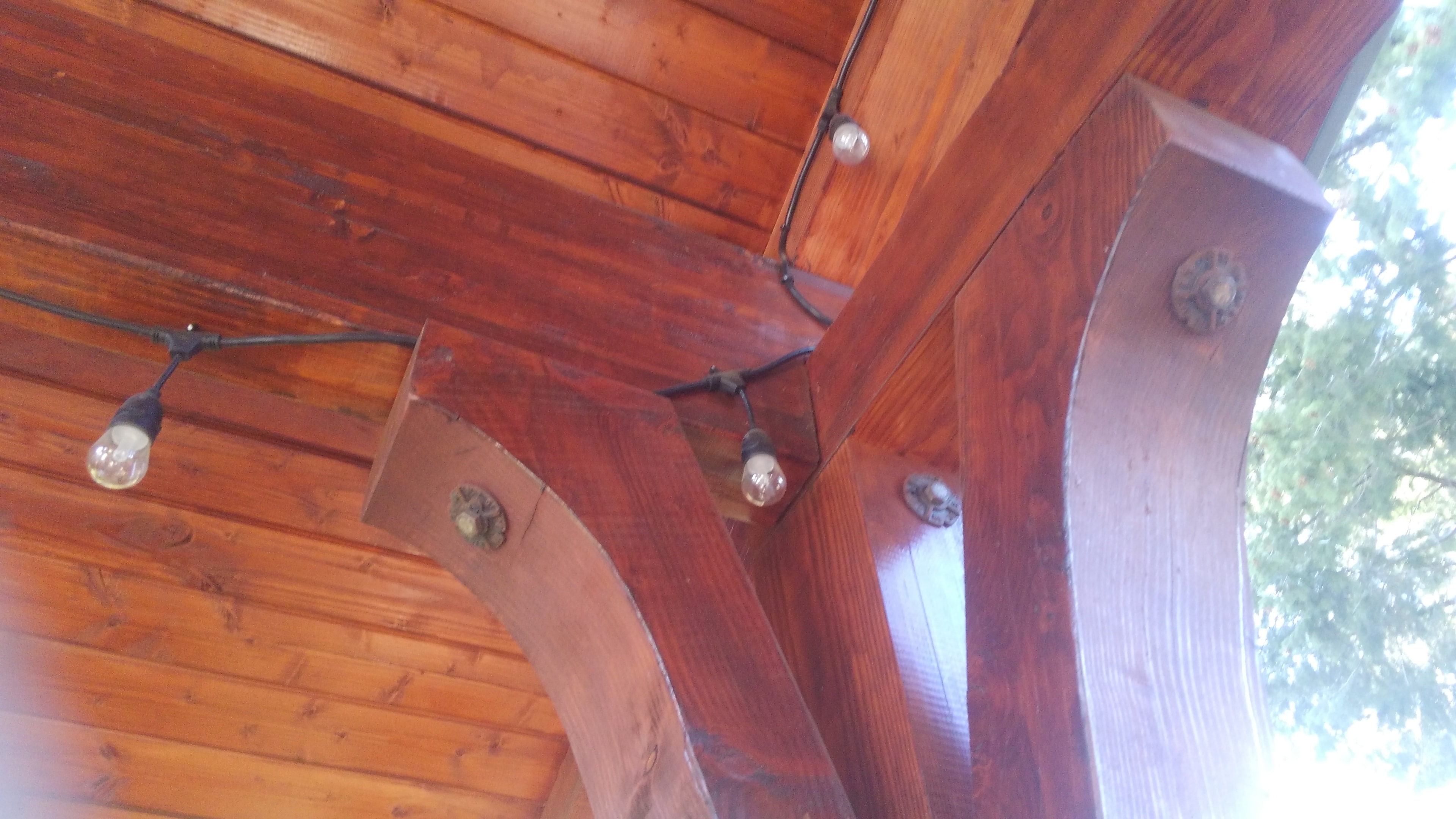 Timber frame pavilion curved knee brace detail